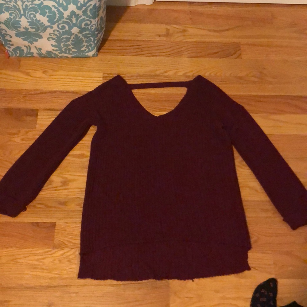 Maroon sweater